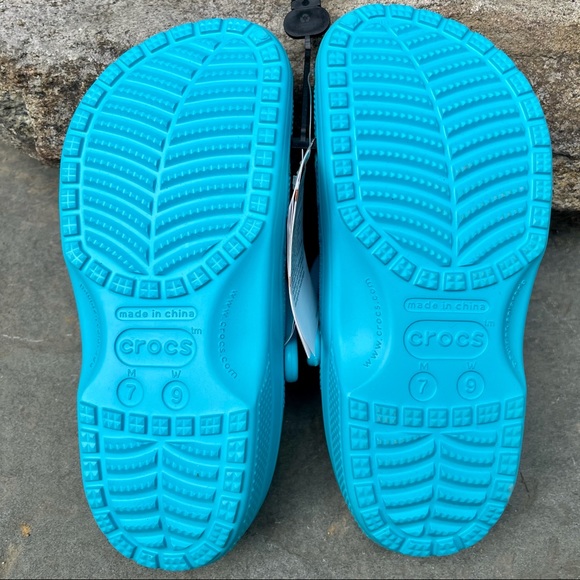 Brand New w.Tag Blue Classic Clog Crocs size w7m6 - Picture 2 of 2